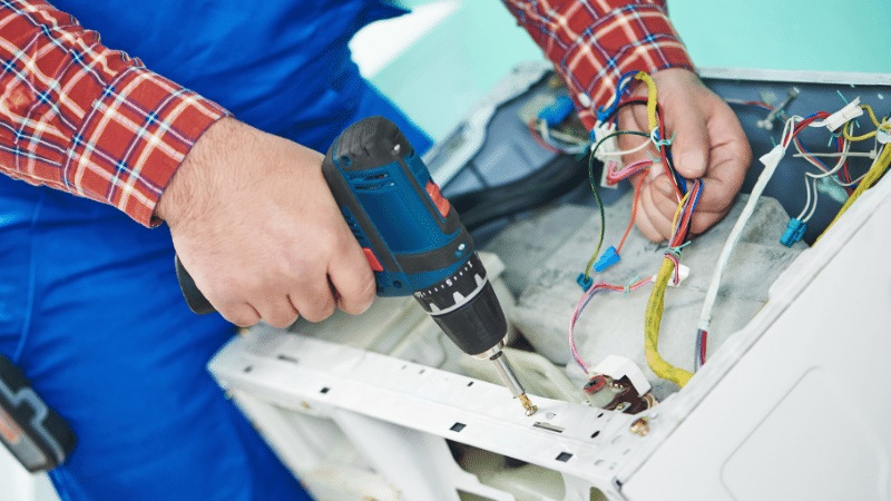 Ahmetli LG LG çamaşır makinesi kart tamiri – Su almama arızası orijinal parça ile giderildi. - Teknik servis örneği